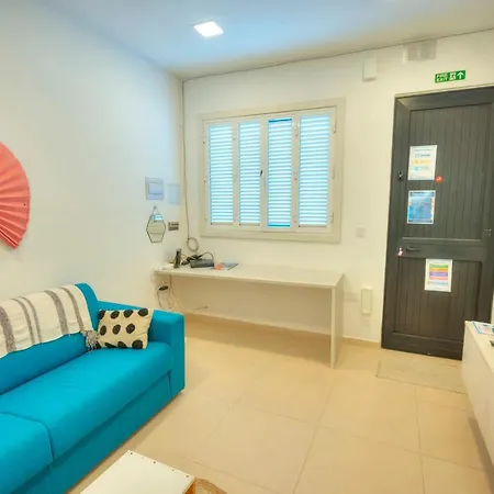 Modern 1br Stylish Maisonette With Yard - Bugibba Promenade *